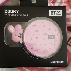 Line Friends BT21 Cooky charger